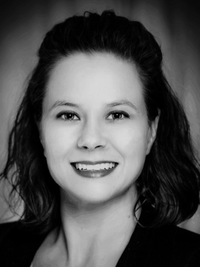 Jessica Herzfeld Headshot